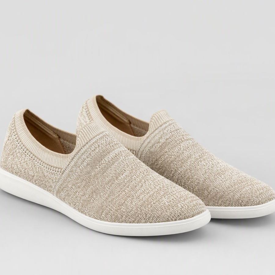 Slip-on women's knitted shoe